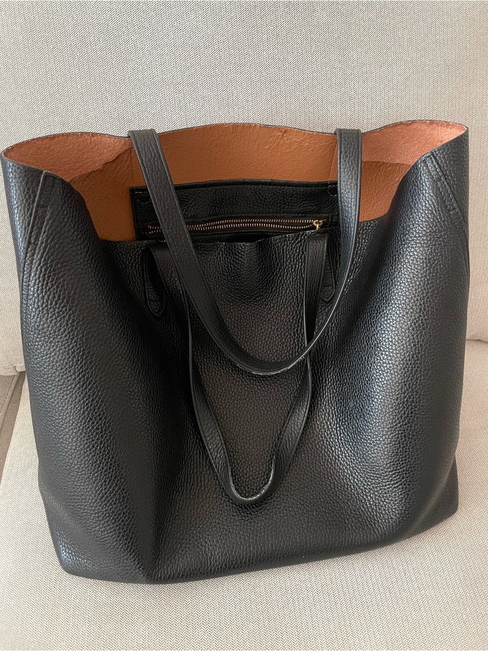 Cuyana black leather tote bag
